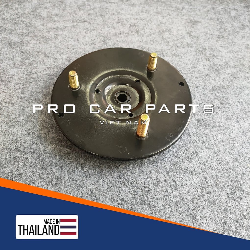 Bát bèo phuộc trước Innova