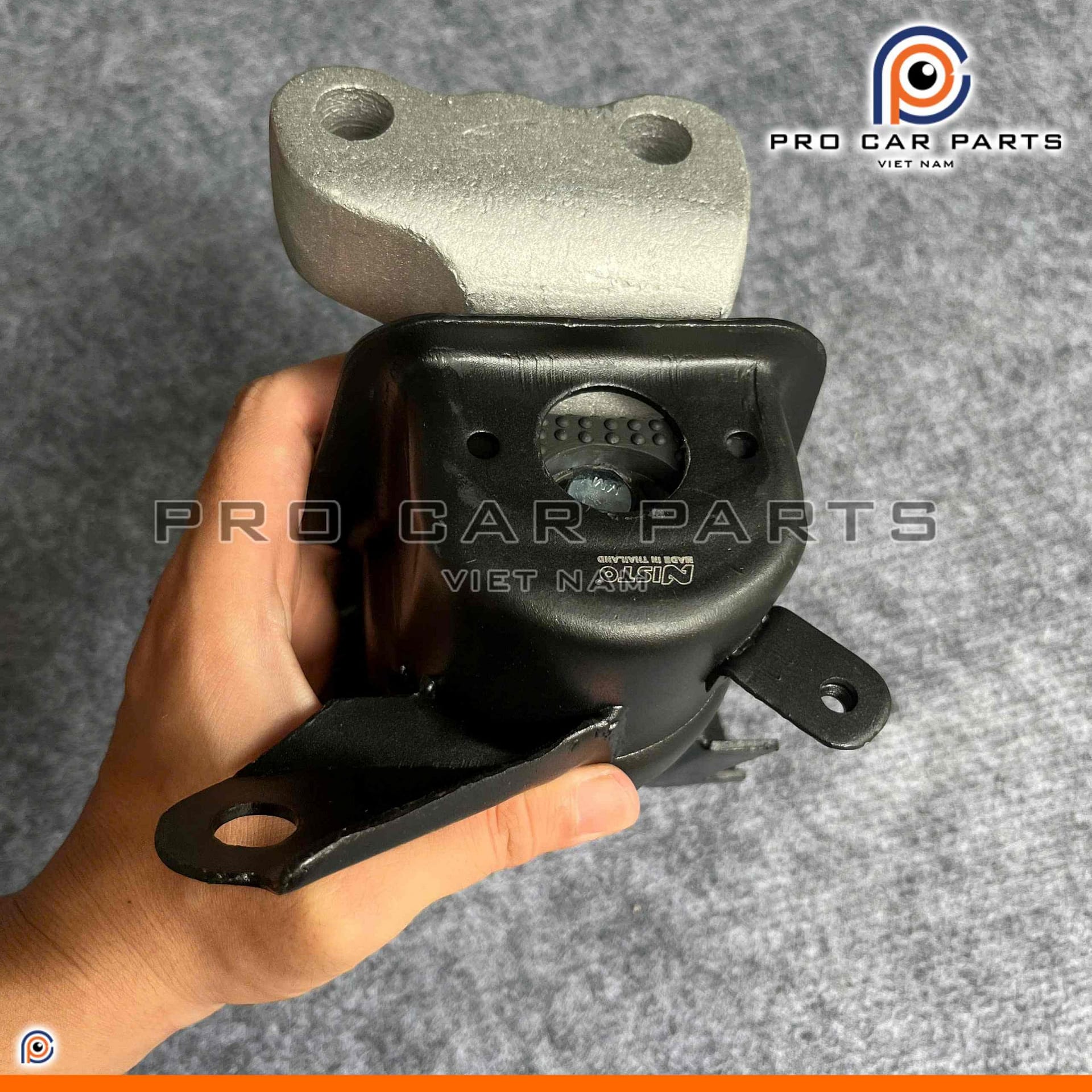 Cao Su Chân Máy Phải Altis 1.8 2014-2019