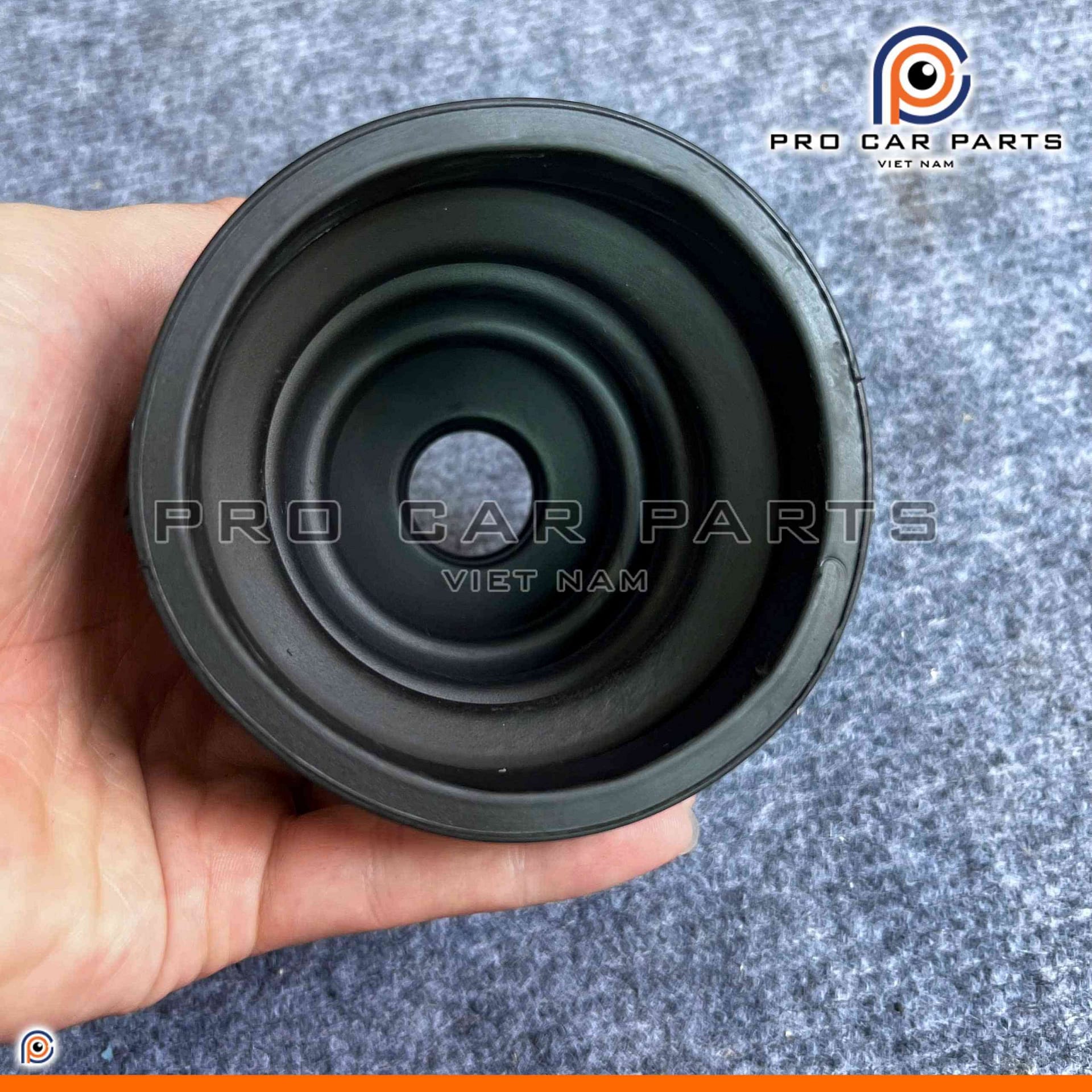 Chụp bụi láp ngoài Grand i10 4 cửa (Sedan)