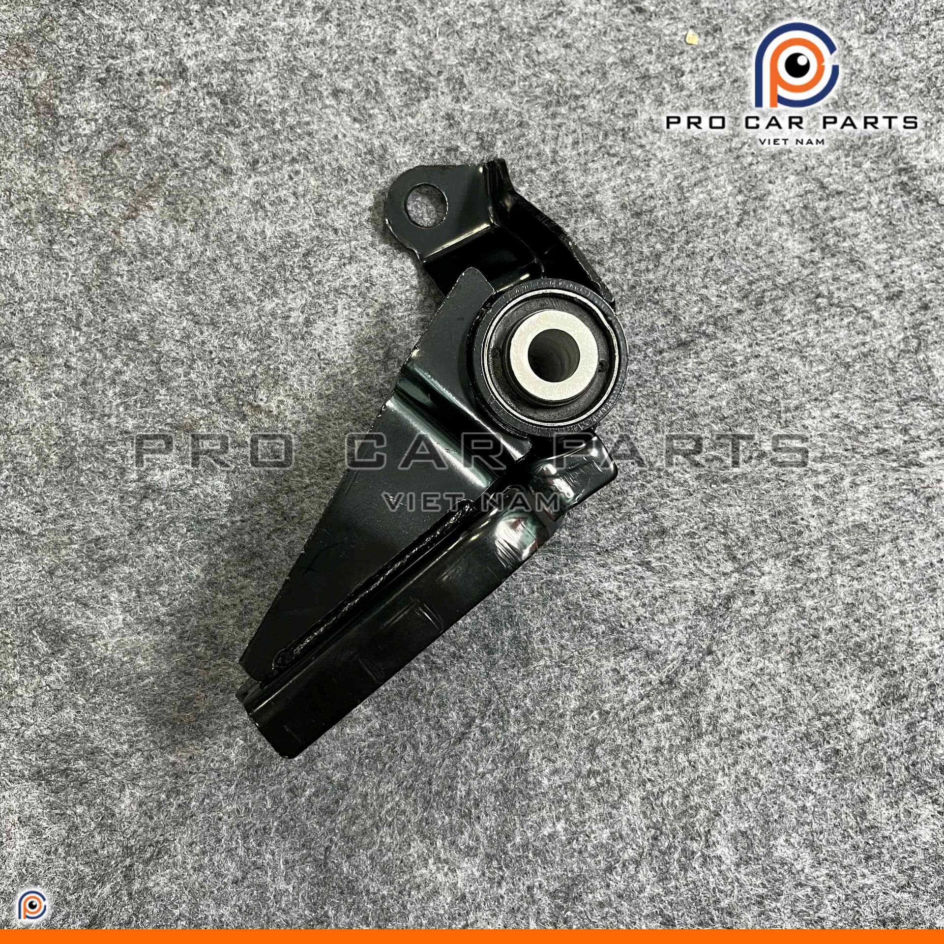 Cao su chân máy sau Vios 2014-2016 AT (Số Tự Động) (Cục Nhỏ)