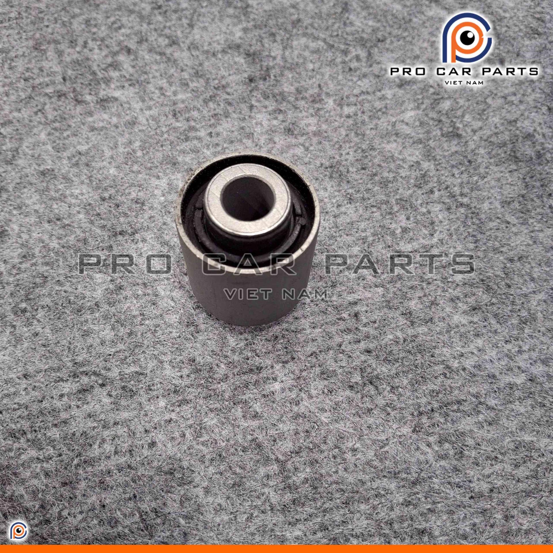 Cao su càng I sau Mazda 3 2003-2013 (Bệ đỡ lò xo) - Cục phía ngoài