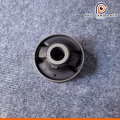 Cao su càng A lớn Mazda 2 2014- (SKYACTIVE, DJ)