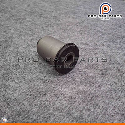 Cao su càng A dưới nhỏ Land Cruiser 1998-2007 (Càng Trước)